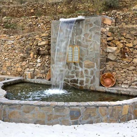 Holiday home Romantic House For 2 Or 4 People With Jacuzzi Laroya